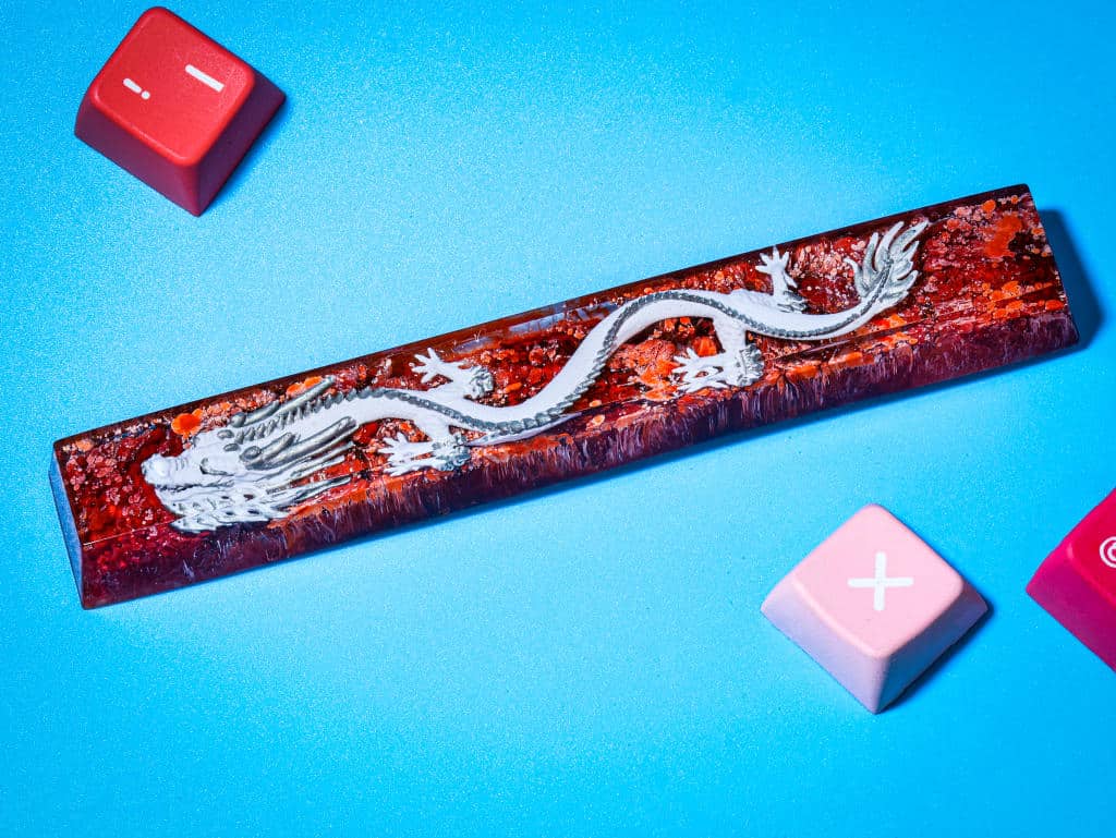 White Dragon Artisan Spacebar Keycap - Nysekai