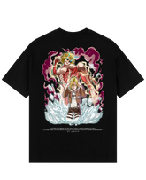 "Annie X Female Titan - AOT" Oversize T-Shirt