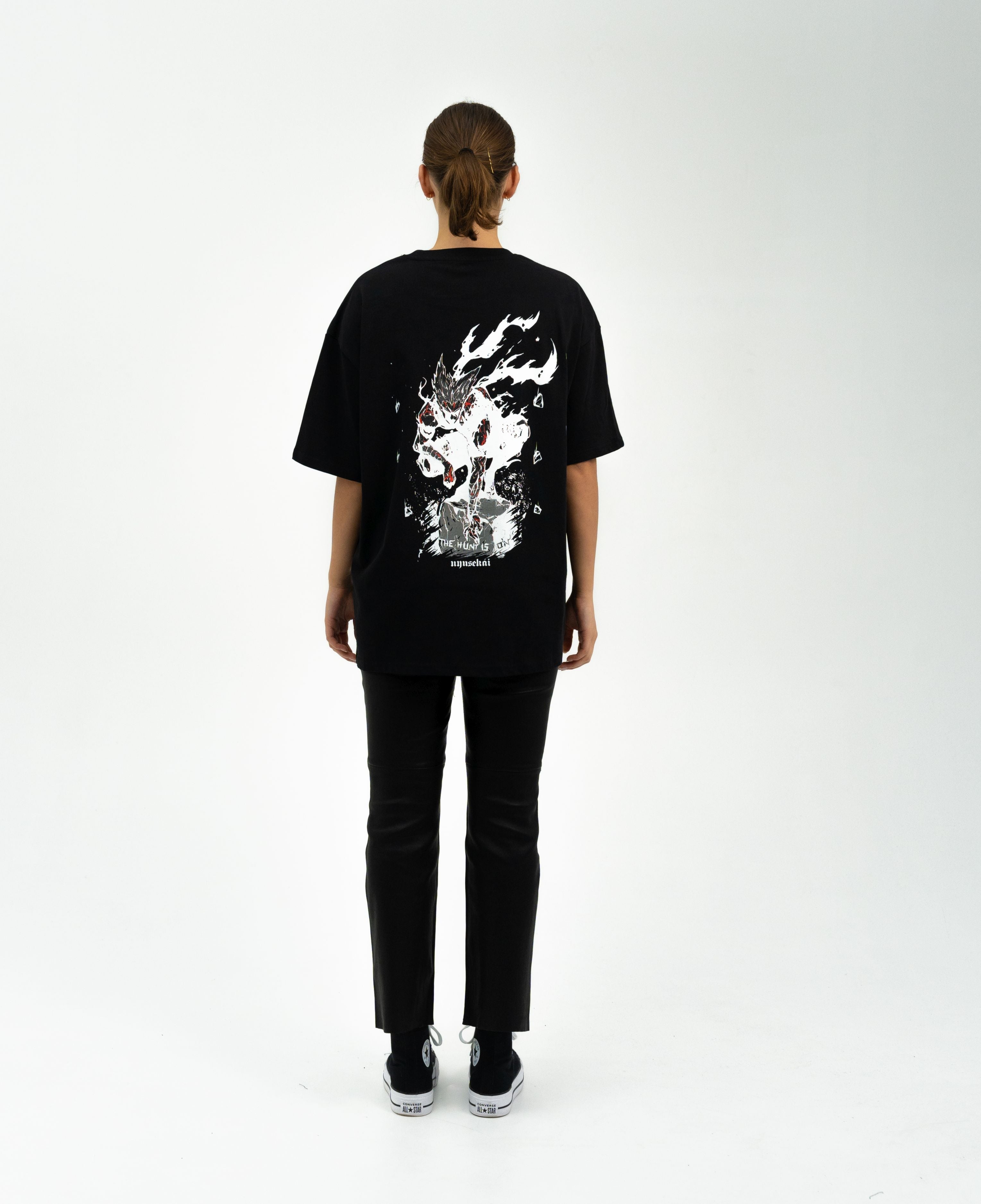 "Garou X THE HUNT IS ON - One Punch Man" Oversize T-Shirt