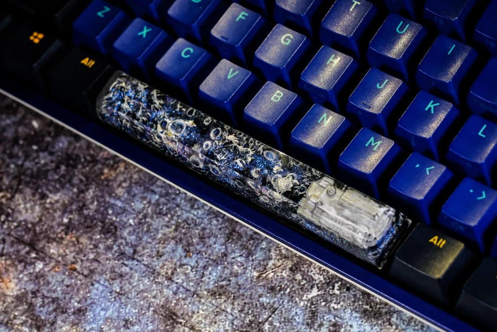 The Endurance Artisan Spacebar Keycap - Hirosart