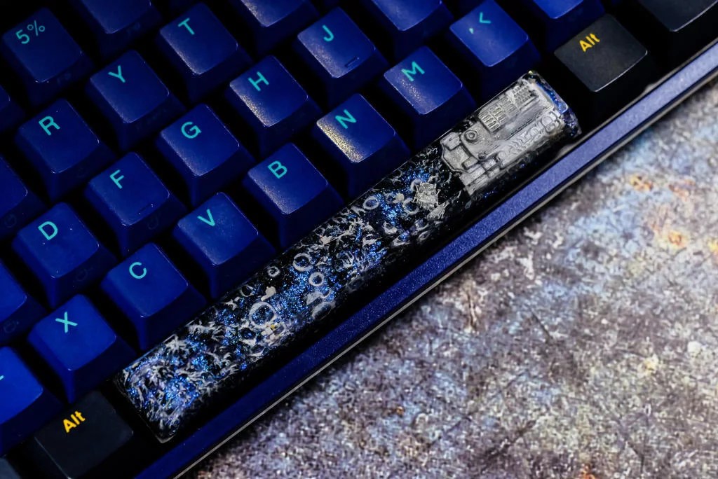 The Endurance Artisan Spacebar Keycap - Hirosart