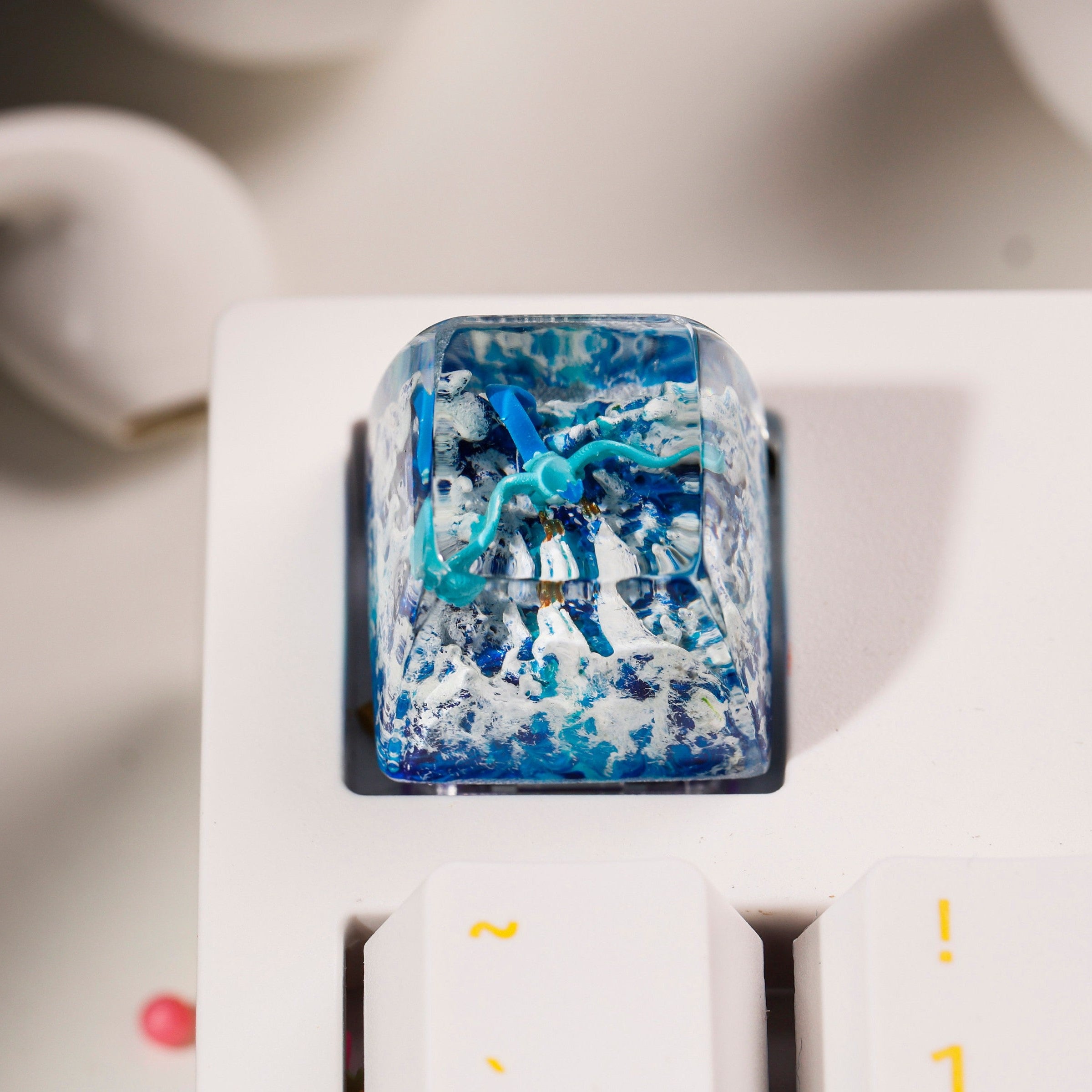 Articuno Pokemon Artisan Keycap