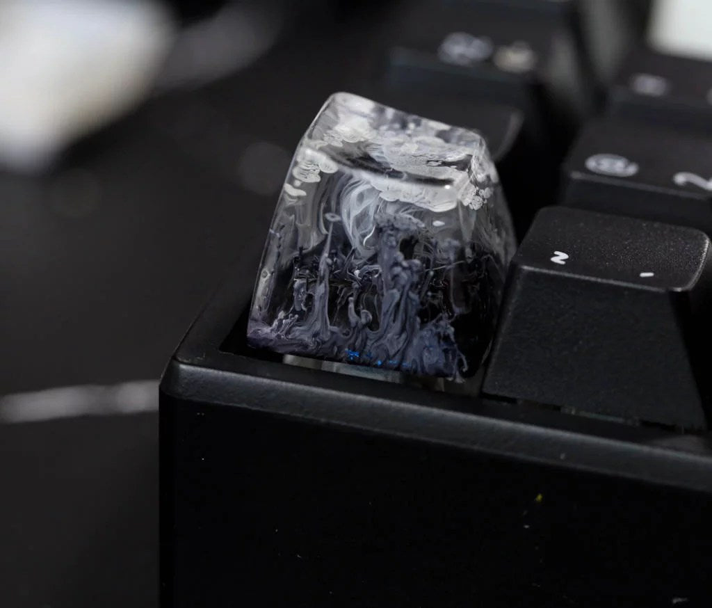 Custom color artisan keycap - Hirosart