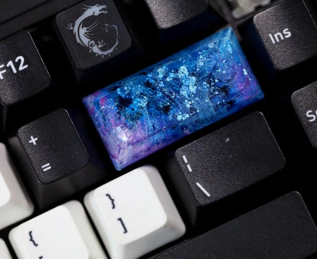 Custom color artisan keycap - Hirosart