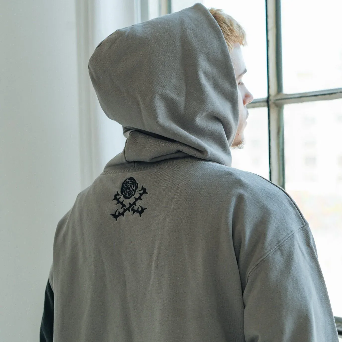 Skull Knight Hoodie Anime Graphic T-Shirt for Fans - Comfortable and Durable Anime, Manga, Vintage Anime - Nysekai