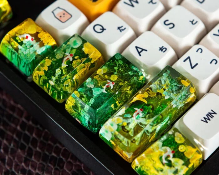 Green Koi Artisan Keycap - Hirosart