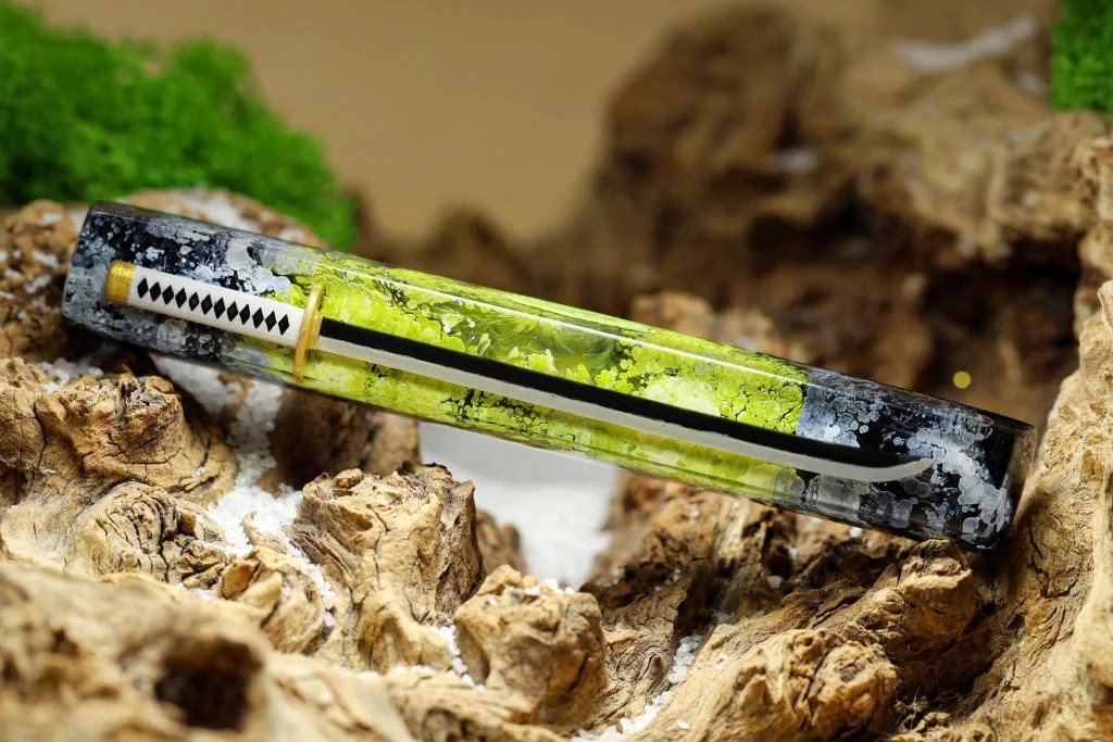 Black and Green Katana spacebar - Hirosart