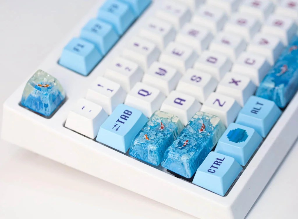 Bluesky Koi keycap - Hirosart