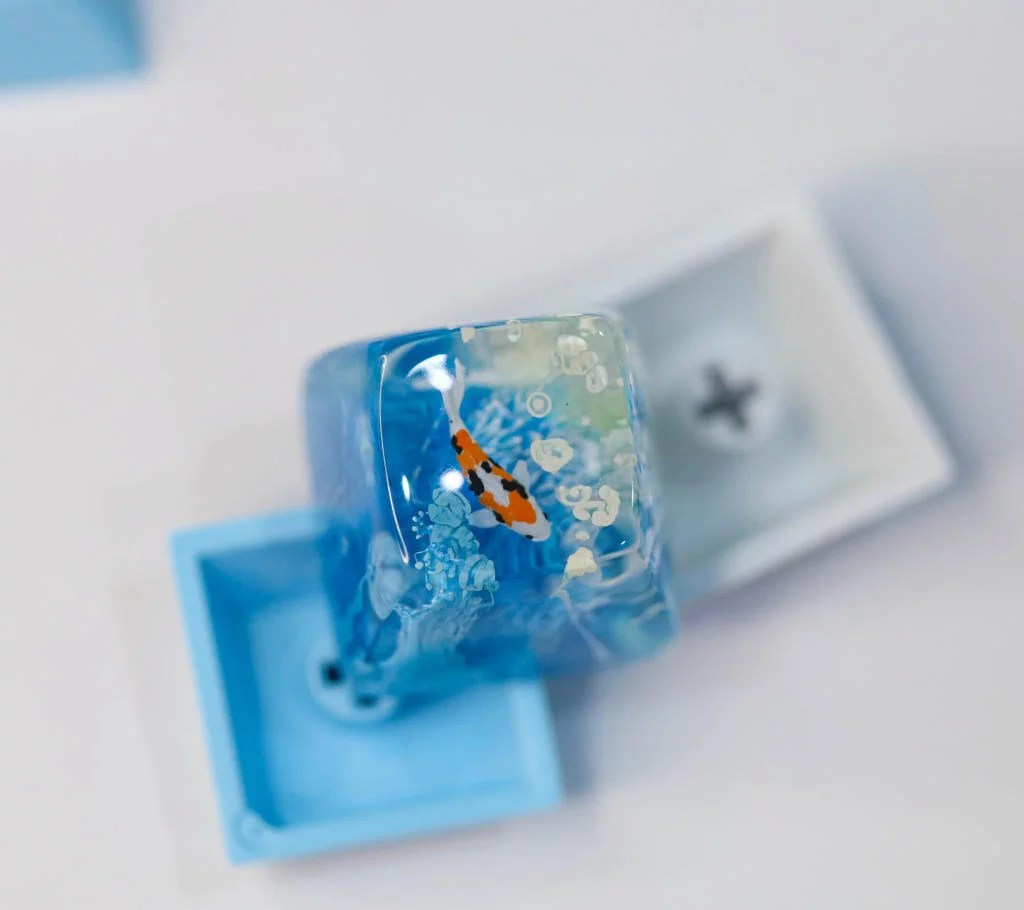 Bluesky Koi keycap - Hirosart