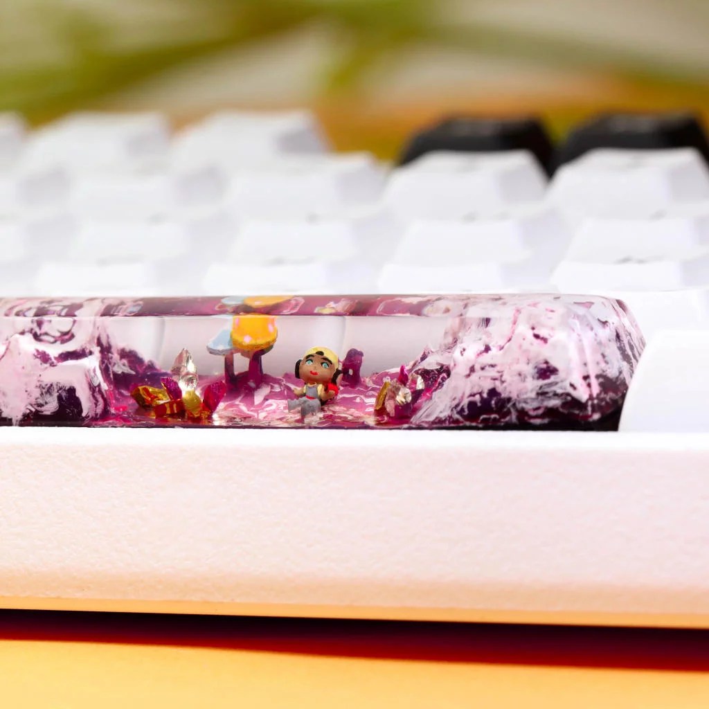 Custom Valorant keycaps - Hirosart